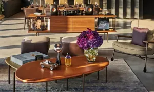 Văn phòng đặc biệt tiếp khách siêu giàu của Rolls-Royce